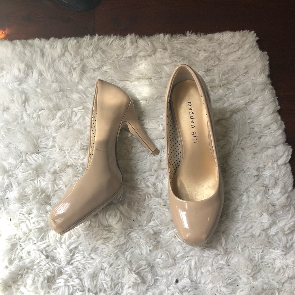 Nude heels